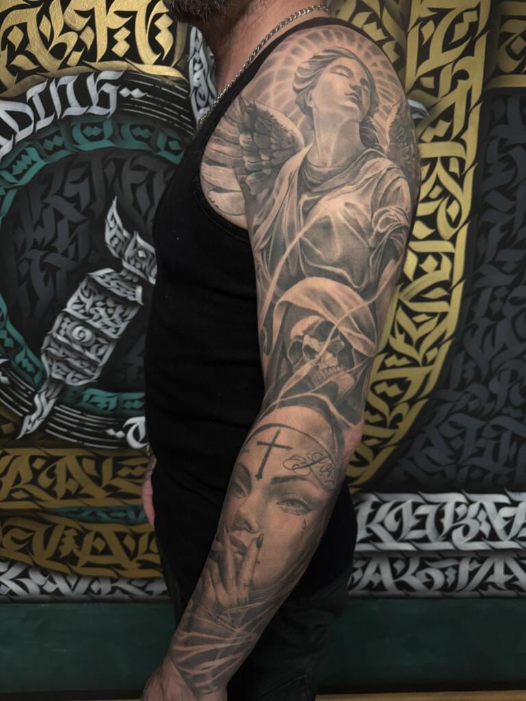 Tattoo Arbeiten bei Never Ending Tattoos in Itzehoe